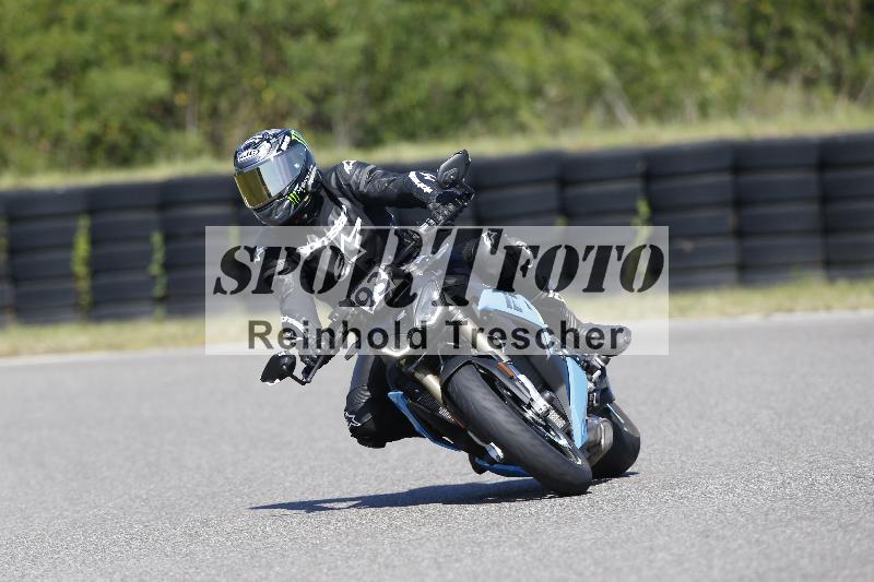 Archiv-2025/48 25.08.2025 Cornu Master School ADR/gruen-vert/93